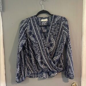 Abercrombie & Fitch Wrap Front Paisley‎ Print Blouse Size S